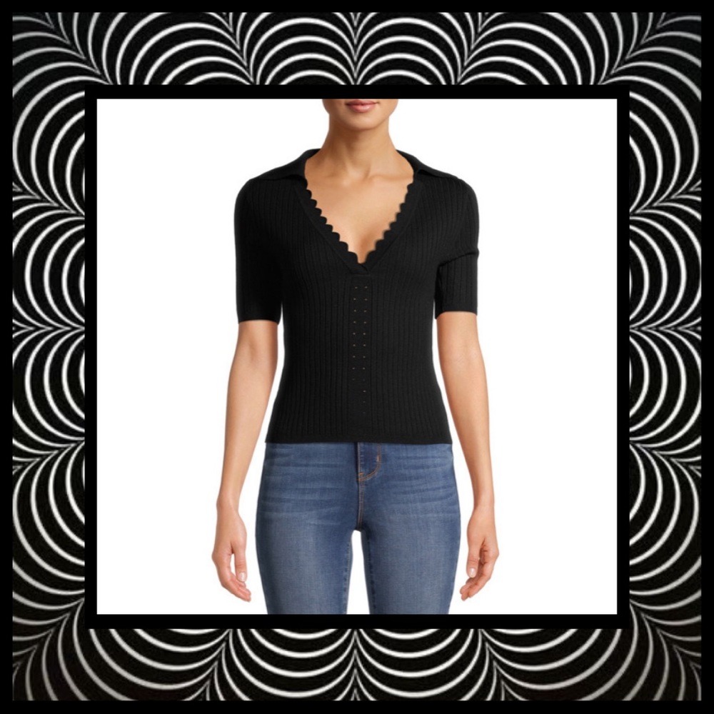 Attitude Unknown Scalloped V-neck Top